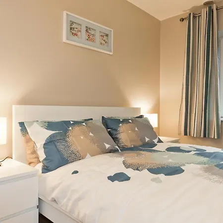 124 Ha'penny Bridge Apartment *
